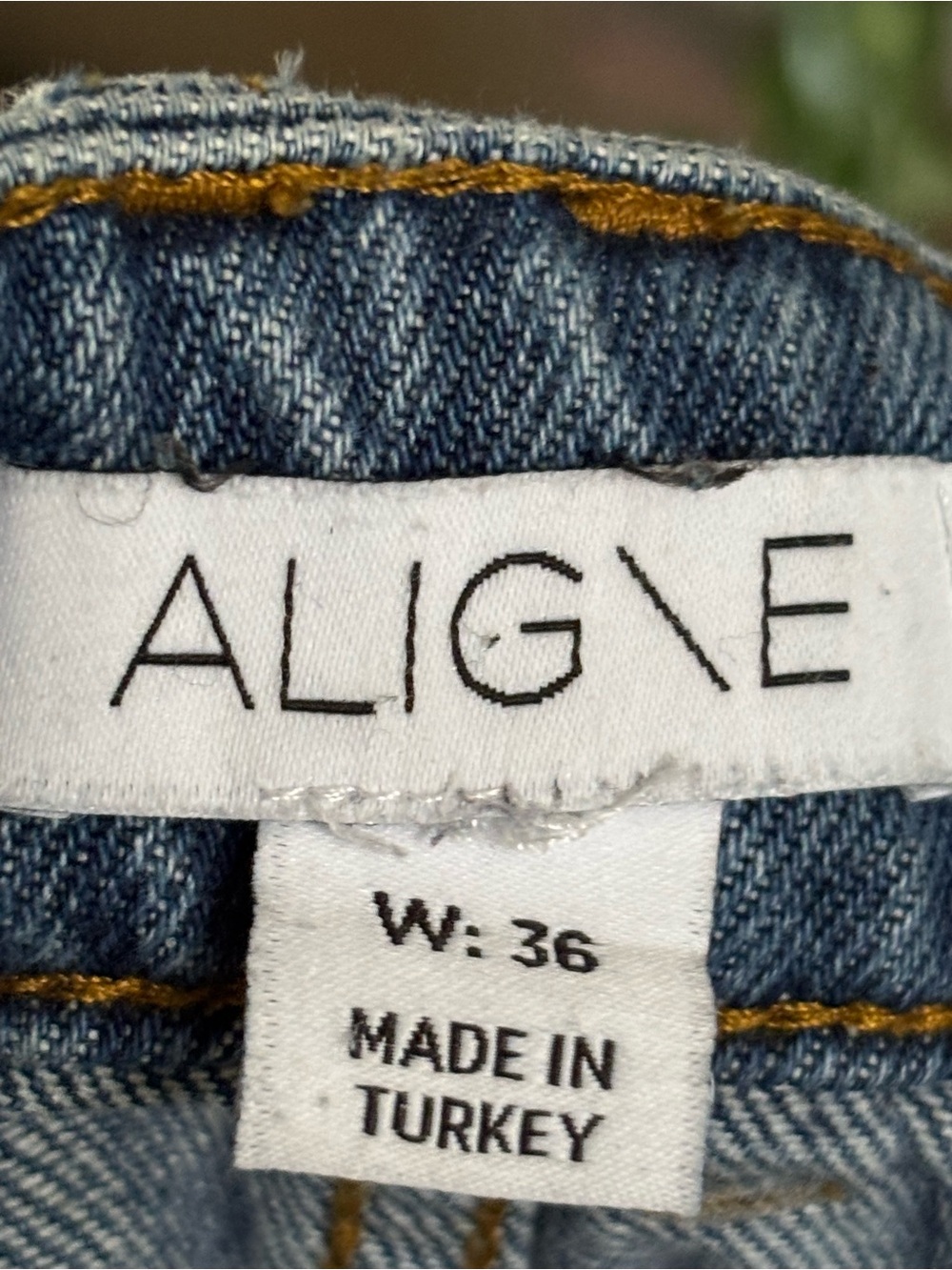 ▪️ALIGNE Mid-rise Rigid Barrel Jeans 36 - Picture 7 of 7